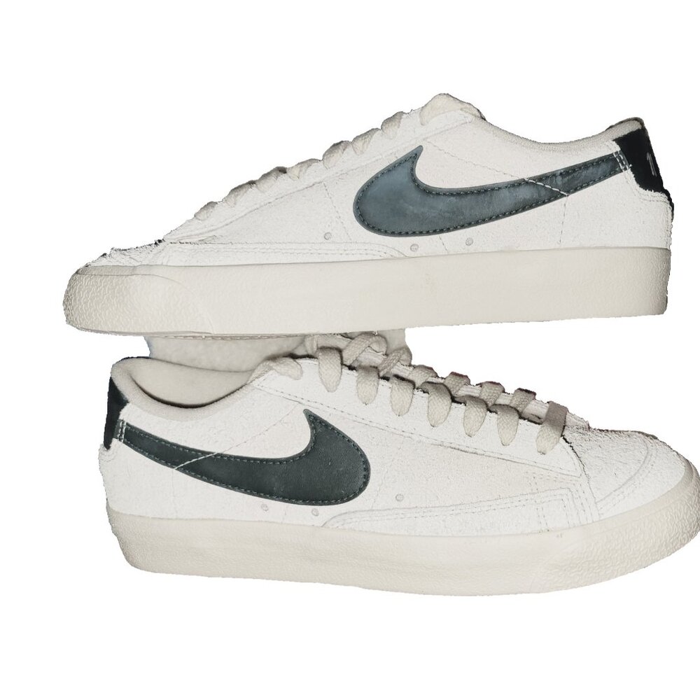 Nike White and Black Athletic Sneakers